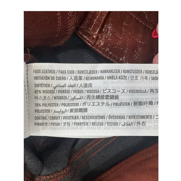 Abercrombie & Fitch The ‘90s Straight Ultra High Rise Vegan Leather Pants size 4 - Picture 10 of 15